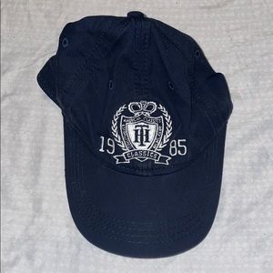Tommy Hilfiger hat